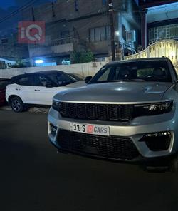 جیپ گراند شیرۆکی